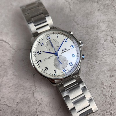 IWC 샤프하우젠 포르투기저 화이트 다이얼 스틸 줄 시계