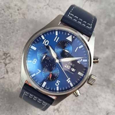 IWC 파일럿 워치 블루 다이얼 IW388101 시계
