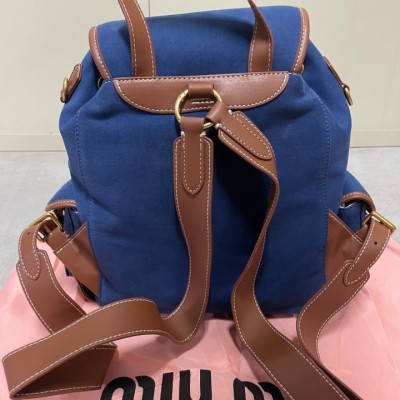 미우미우 네이비 백팩 (가방)