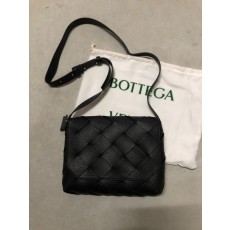 보테가베네타 디아고 크로스백 (가방)