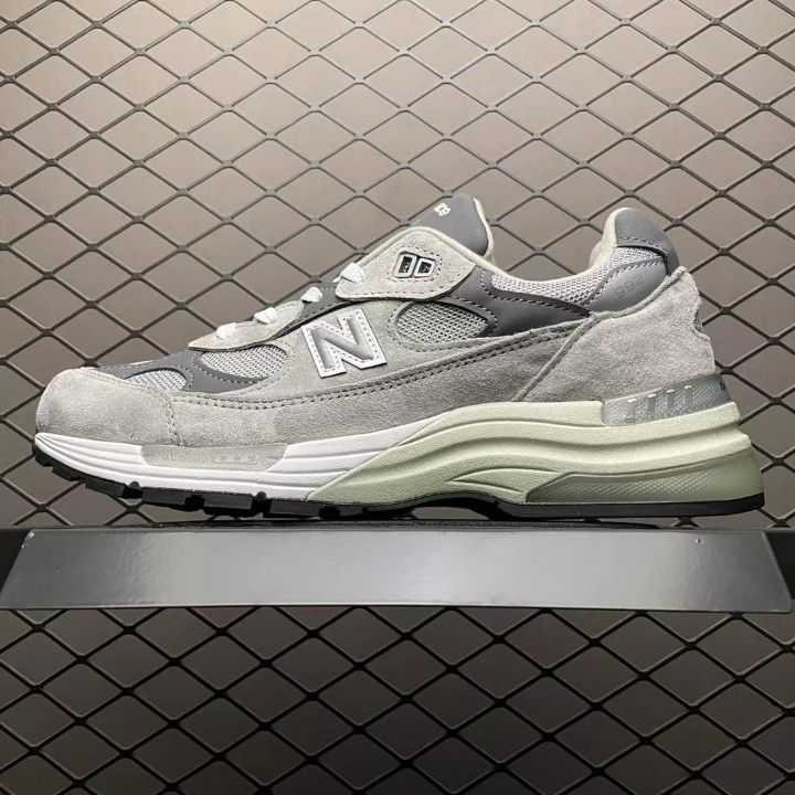 뉴발란스 992 스니커즈 (신발)