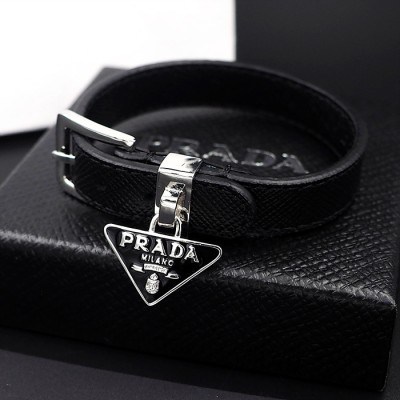 프라다 PDA02 사피아노 레더 브레이슬릿 블랙 팔찌