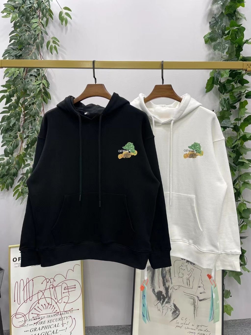 오프화이트 브러쉬 애로우 후드티