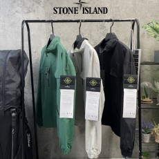 스톤아일랜드 포켓 지퍼 아노락