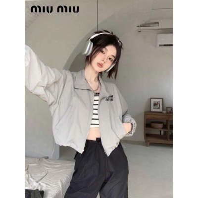 미우미우 여성 테크니컬 바람막이