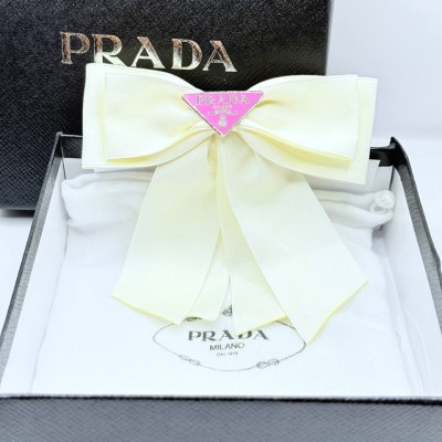 프라다 PDA07 삼각 로고 헤어 리본핀